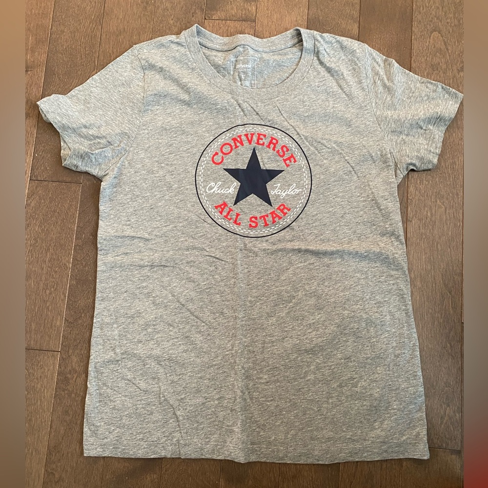 Converse tee